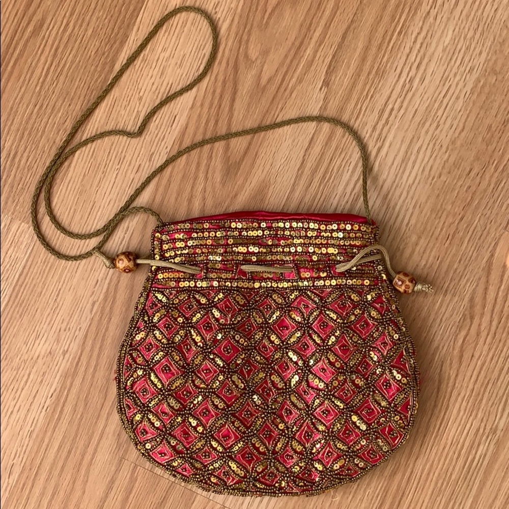 Indian purse